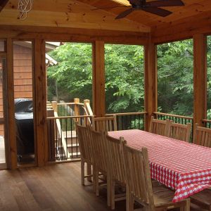 Screened in porch by Home Tech Construction Services