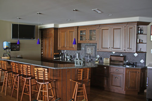 Kitchen and Bar Area